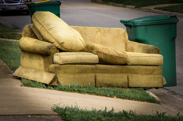 Sofa Removal Service in Navarre