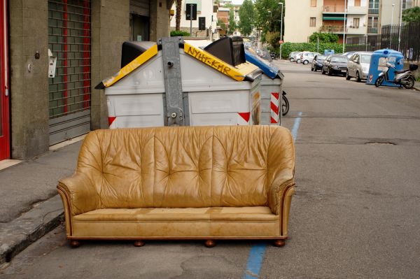 Sofa Disposal in Navarre
