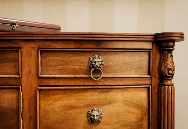 Dresser Disposal in Navarre
