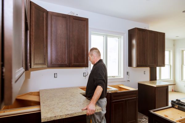 Countertop Disposal in Navarre