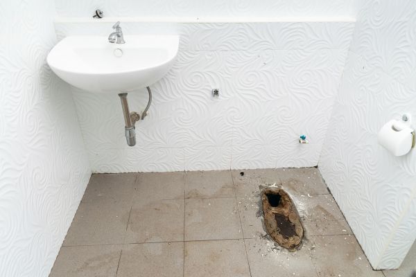 Toilet Disposal in Navarre