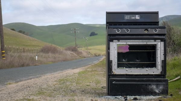 Oven Disposal Service in Navarre